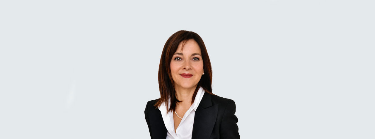 Giulia Germani, Psicologa del Lavoro e delle Organizzazioni, ha lavorato per oltre 20 anni come HR Manager presso Aziende Multinazionali di differenti settori sia manifatturieri che di servizi. Dopo aver conseguito il Master in Business Coaching e Team Co giulia germani